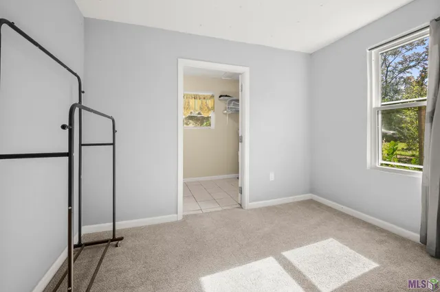 $1,900 | Undisclosed Address, Denham Springs, LA 70726