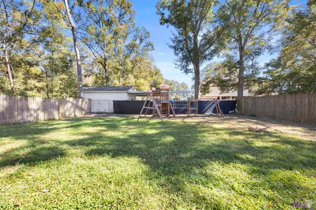 $1,900 | Undisclosed Address, Denham Springs, LA 70726