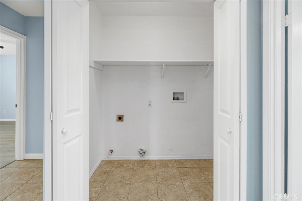 1078 Merrill Circle Hemet, CA 92545 - Photo 18 of 33 a view of room