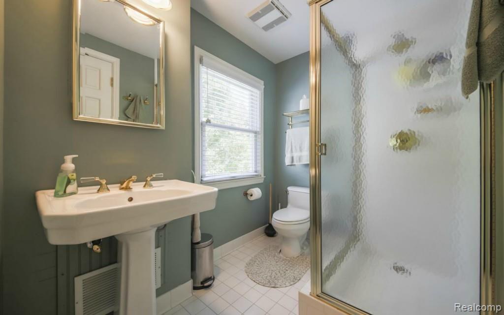 240 Touraine Road Grosse Pointe Farms, MI 48236 - Photo 31 of 50