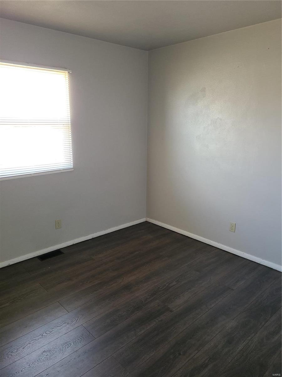 2130 Johnson Road Granite City, IL 62040 - Photo 14 of 25 Gallery Image 14