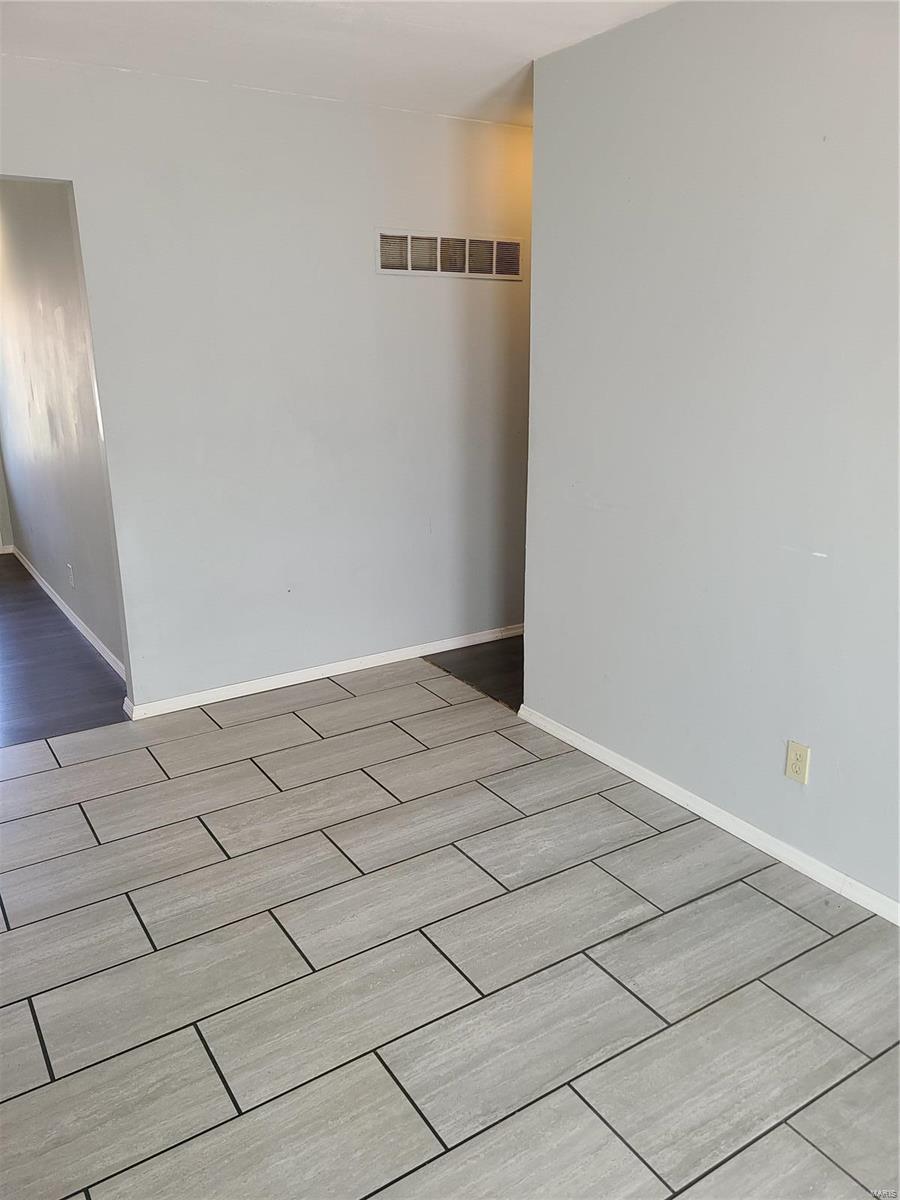 2130 Johnson Road Granite City, IL 62040 - Photo 8 of 25 Gallery Image 8