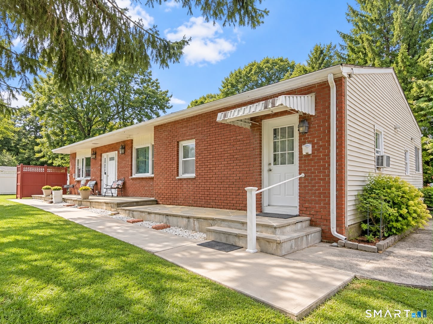 98 Ball Pond Road Danbury, CT 06811 - Photo 2 of 38 Gallery Image 2