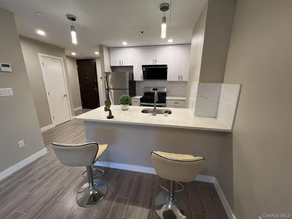 $620,000 | 42-18 147th Street, Unit 2A | Flushing