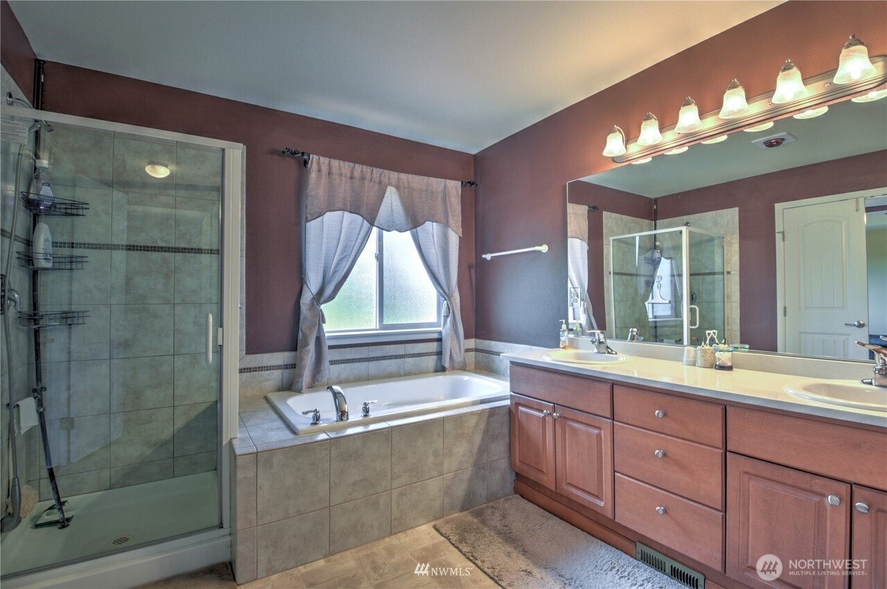 6949 Compass Street Southeast Lacey, WA 98513 - Photo 8 of 12