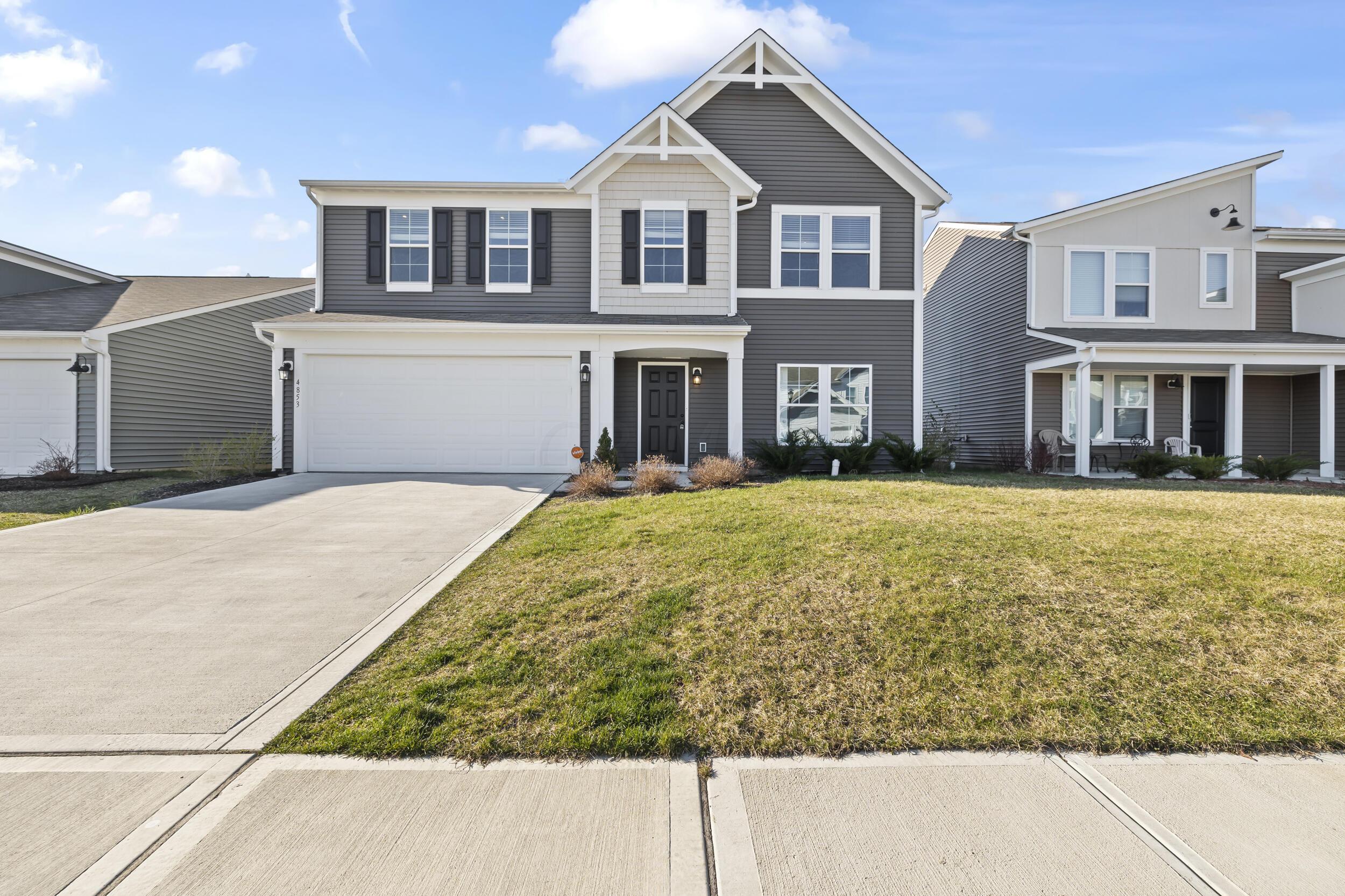 4853 Amber Crossing Road Columbus, OH 43232 - Photo 2 of 39 front 02