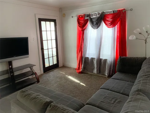 $2,400 | Undisclosed Address | Rosedale