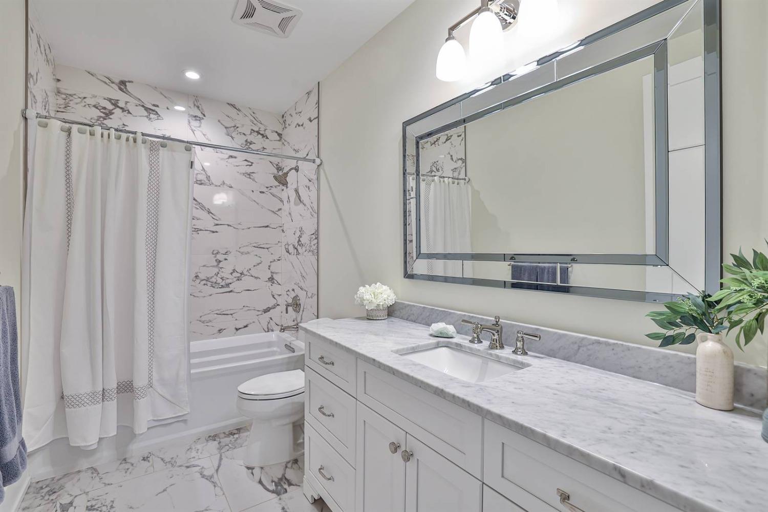 3818 Miami Road, Unit 106 Mariemont, OH 45227 - Photo 23 of 31