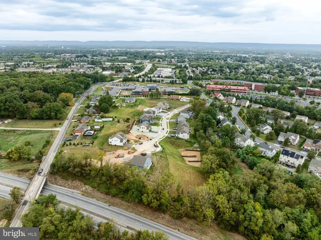 $644,114 | 100 Lark Meadows Drive, Unit DEVONSHIRE, Mechanicsburg, PA 17055