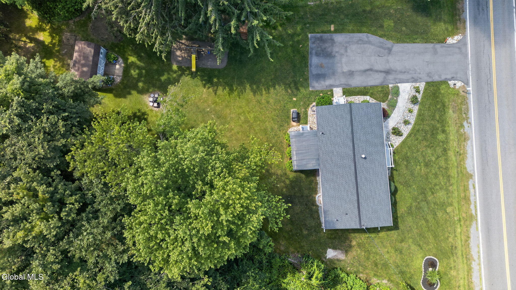 32 Tabor Road Halfmoon, NY 12118 - Photo 33 of 36 44-web-or-mls-32-tabor-rd
