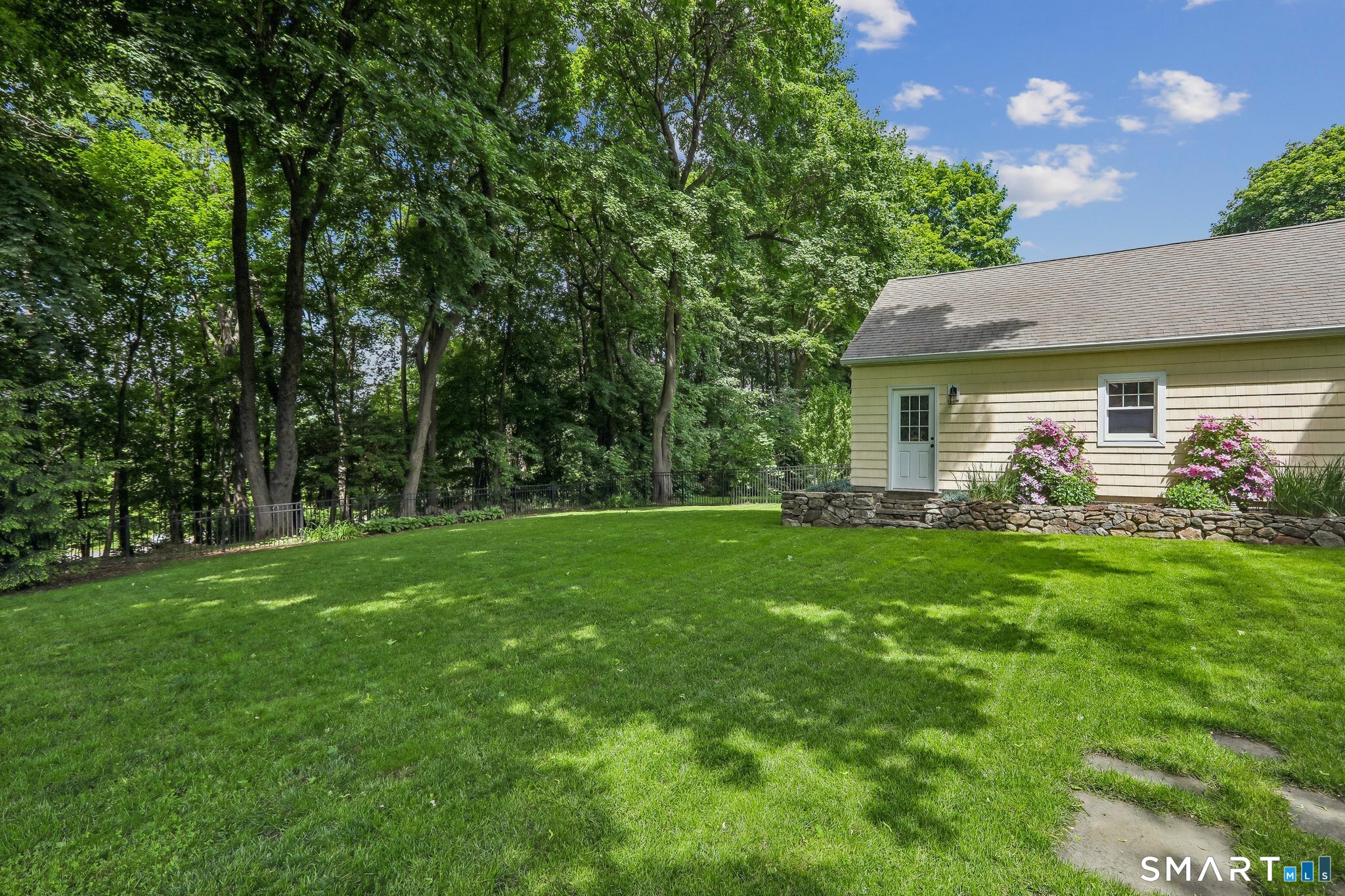 17 Ridge Road Danbury, CT 06810 - Photo 27 of 35