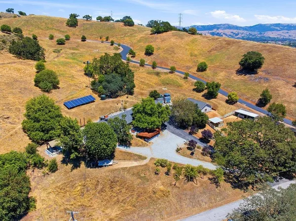 $1,795,000 | 1755 Paradise View Road, Morgan Hill, CA 95037