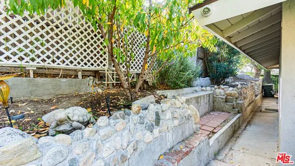 $1,398,950 | 425 Fern Dell Place, Glendora, CA 91741