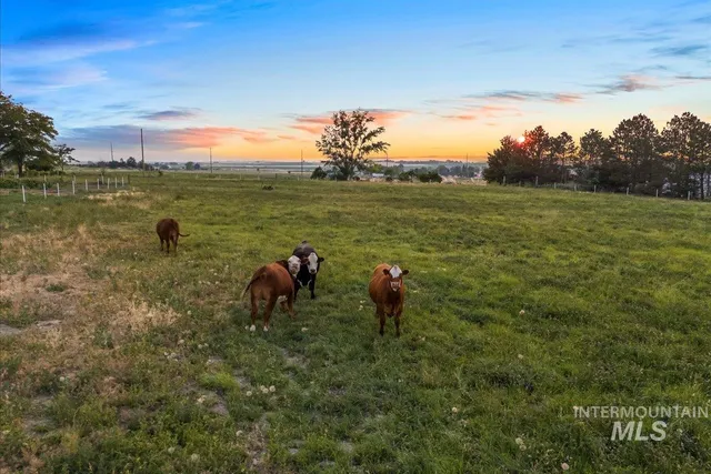 $1,575,000 | 6712 Stage Coach Road, Nampa, ID 83686