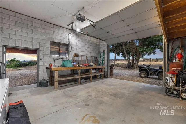 $1,575,000 | 6712 Stage Coach Road, Nampa, ID 83686