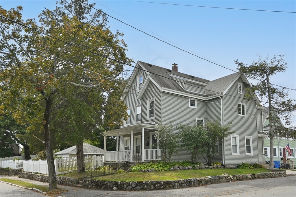 7 Perham Street, Unit 2 Wakefield, MA 01880 - Photo 33 of 36