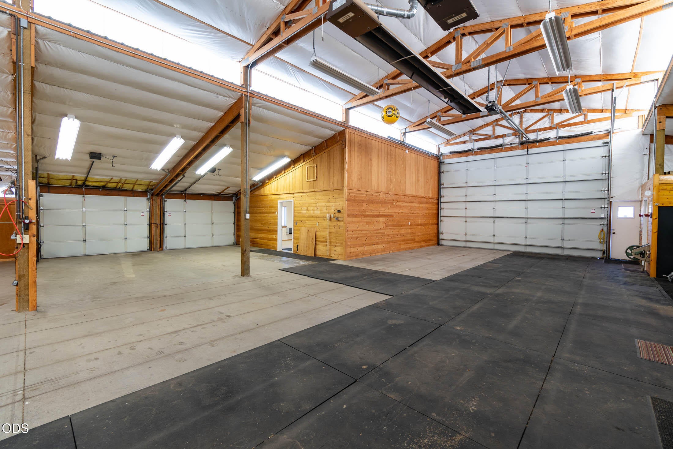 18975 Pinehurst Road Bend, OR 97703 - Photo 66 of 80 Gallery Image 66