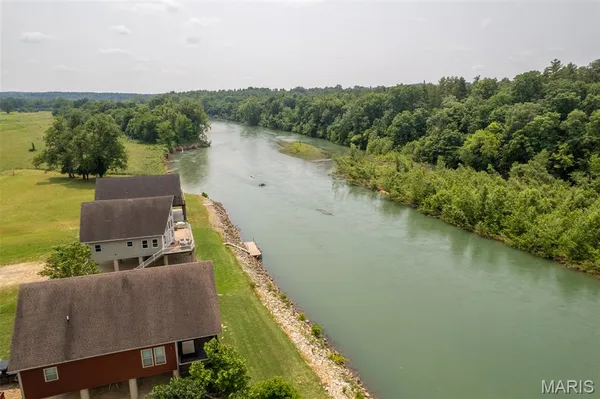 $525,000 | 1457 Riverway Drive, Doniphan, MO 63935