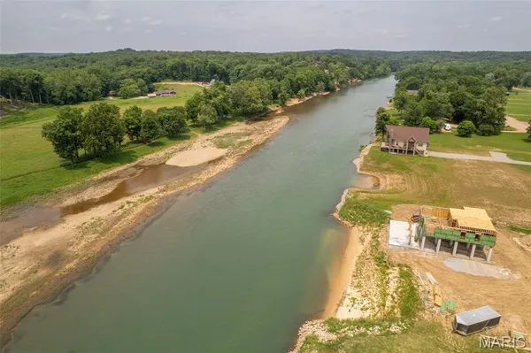$525,000 | 1457 Riverway Drive, Doniphan, MO 63935