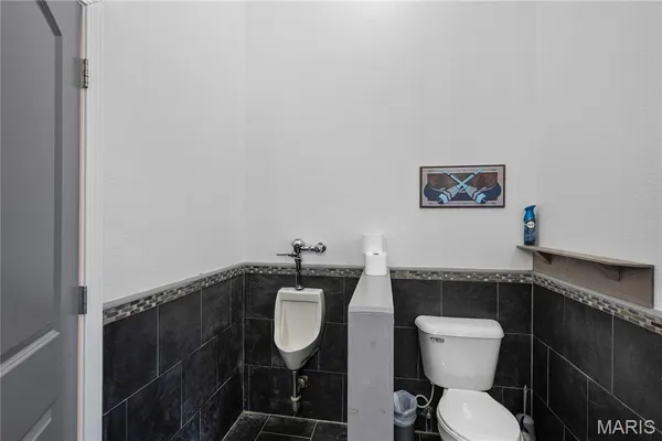 $525,000 | 1457 Riverway Drive, Doniphan, MO 63935