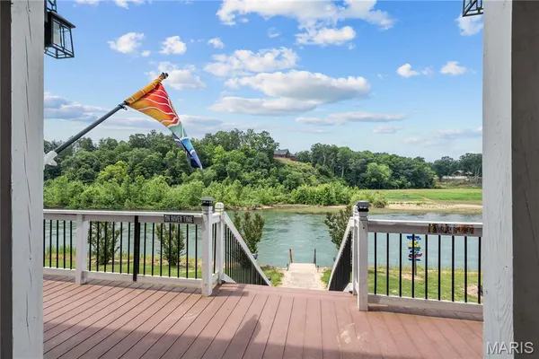 $525,000 | 1457 Riverway Drive, Doniphan, MO 63935