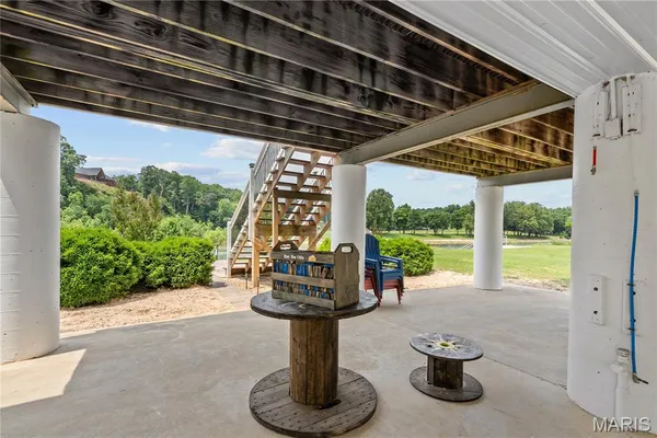 $525,000 | 1457 Riverway Drive, Doniphan, MO 63935