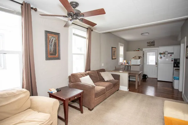 $375,000 | 3359 France Avenue North, Robbinsdale, MN 55422