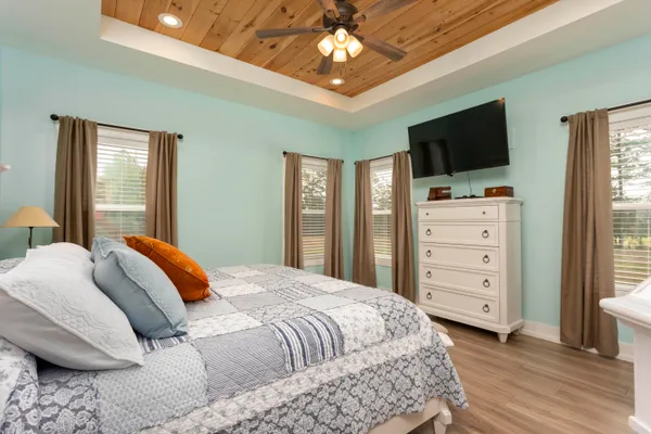 $765,000 | 150 Ten Mile Lane, Ten Mile, TN 37880