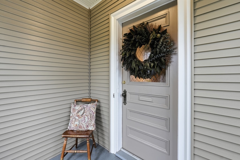 26 Fales Street Worcester, MA 01606 - Photo 2 of 42