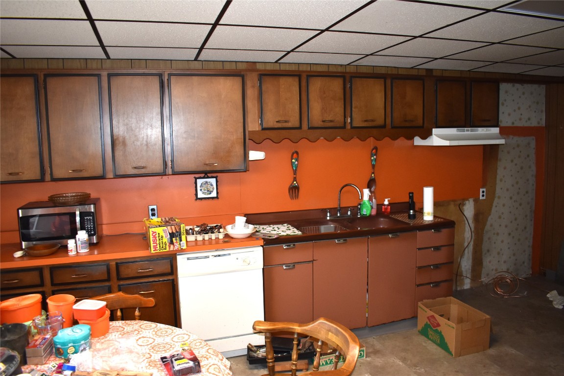 12 Elizabeth Street Great Bend, PA 18821 - Photo 4 of 40