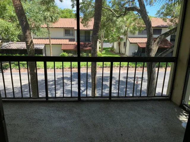 $2,200 | 159 Northwest 70th Street, Unit 504, Boca Raton, FL 33487