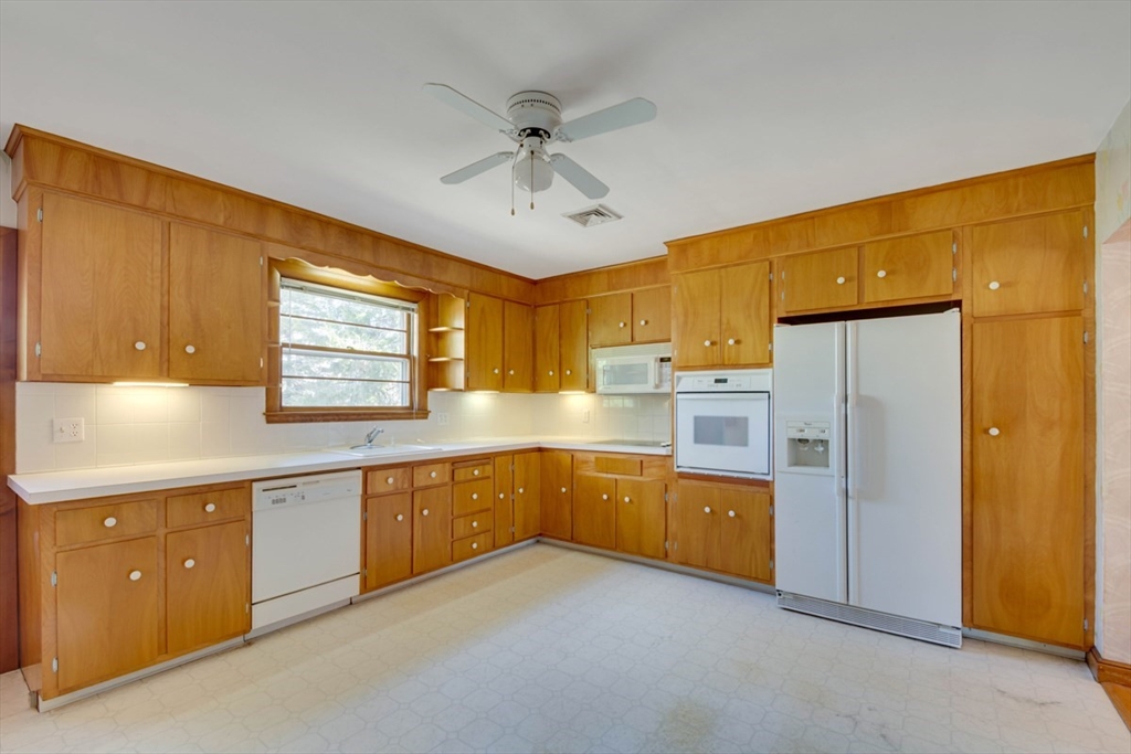 5 Long Meadow Road Arlington, MA 02474 - Photo 15 of 37
