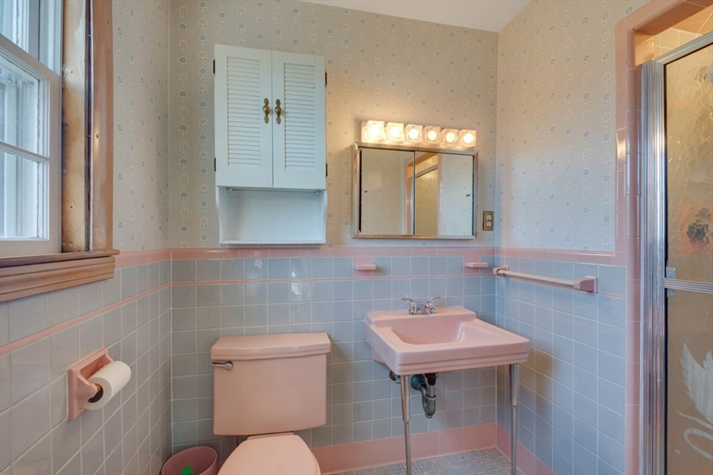 5 Long Meadow Road Arlington, MA 02474 - Photo 23 of 37
