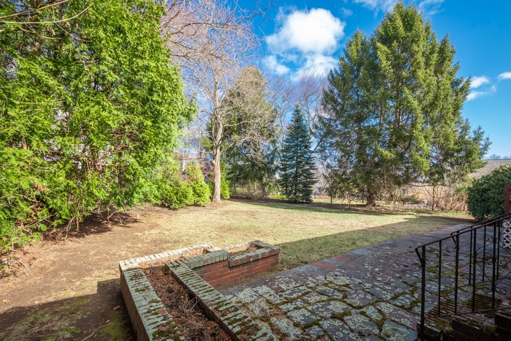 5 Long Meadow Road Arlington, MA 02474 - Photo 32 of 37
