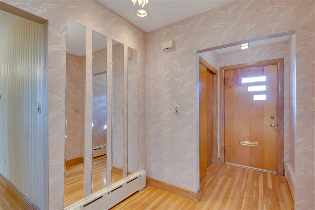 5 Long Meadow Road Arlington, MA 02474 - Photo 4 of 37