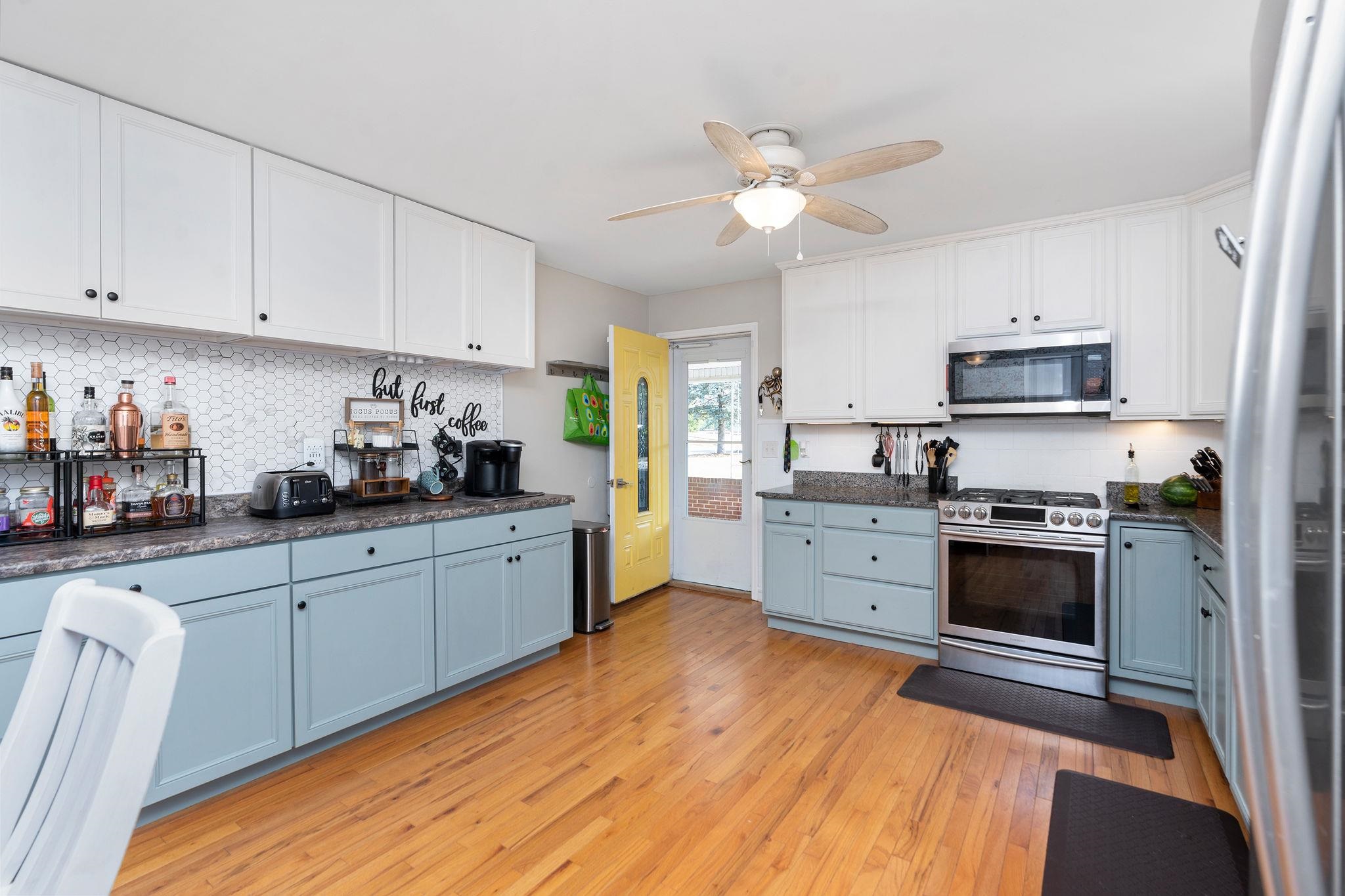 180 Tinkling Spring Road Fishersville, VA 22939 - Photo 7 of 52 Gallery Image 7