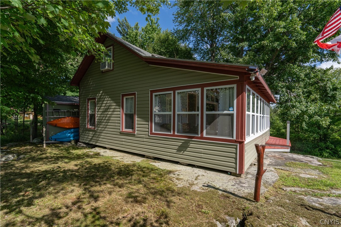 92 Little Hammond Road Hammond, NY 13646 - Photo 5 of 44