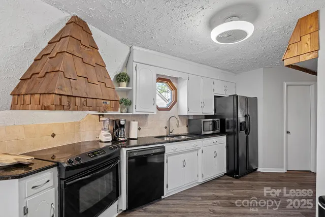 $3,149 | 7977 Lucky Creek Lane, Denver, NC 28037