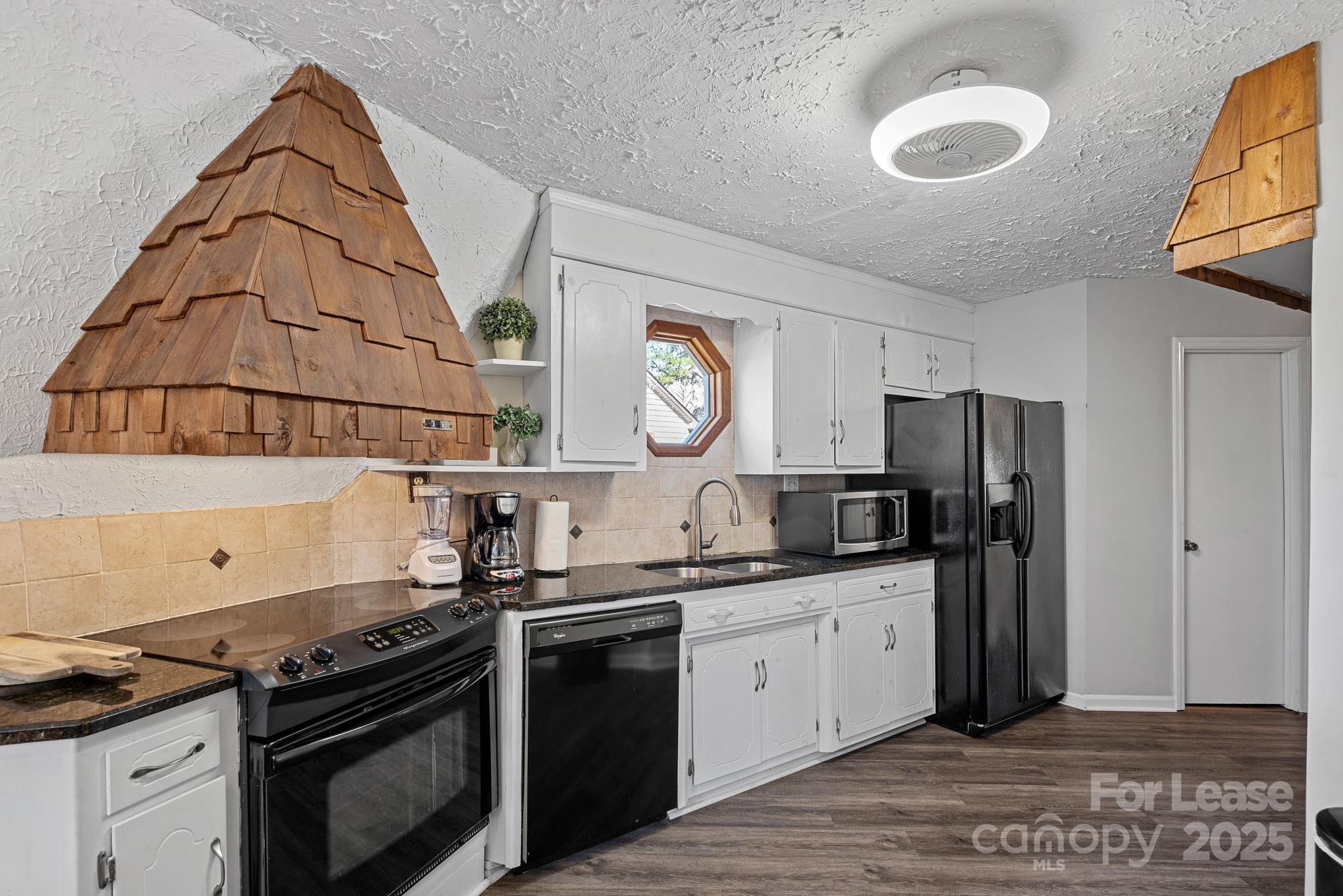 7977 Lucky Creek Lane Denver, NC 28037 - Photo 16 of 37