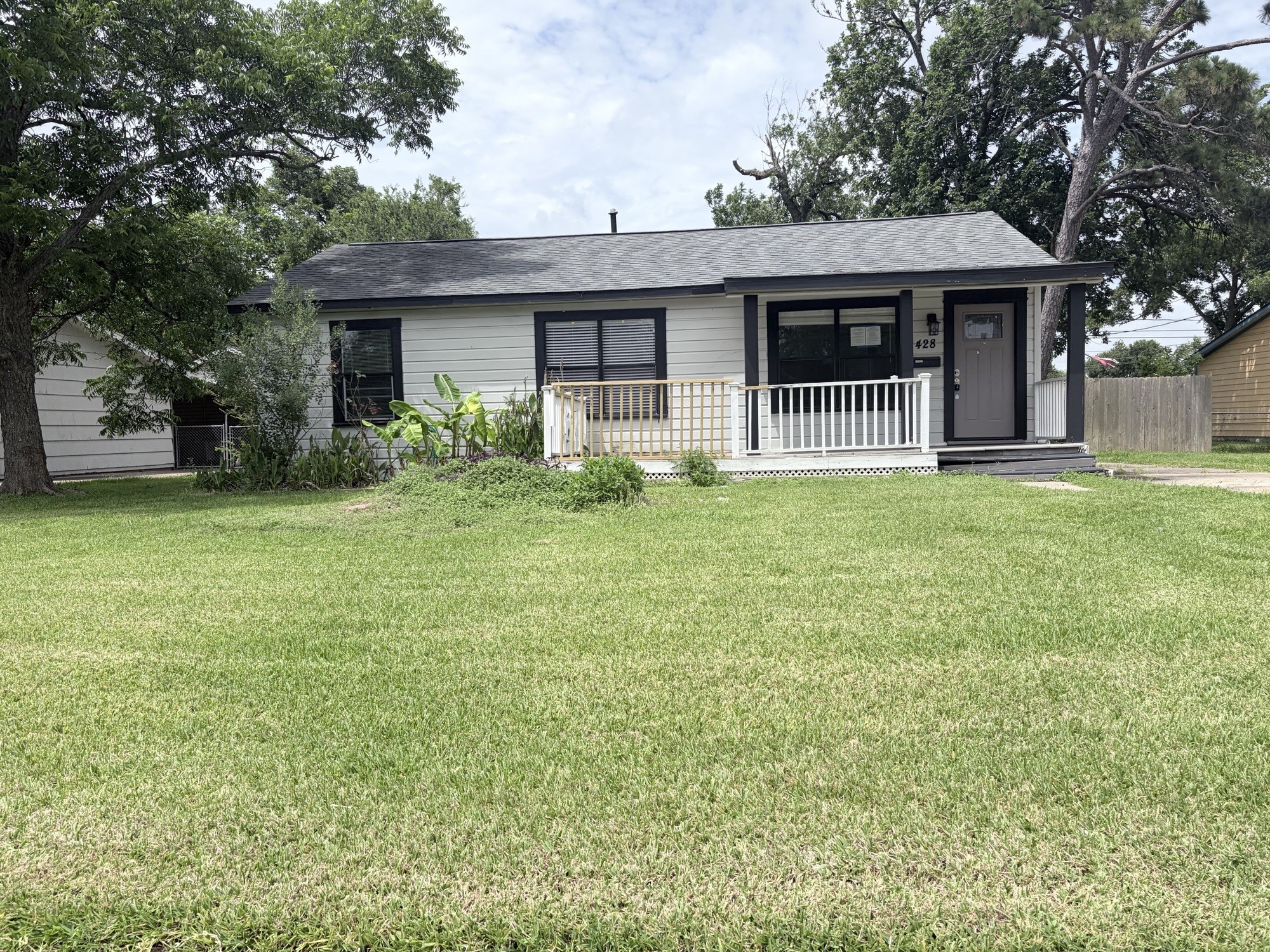428 Azalea Street Lake Jackson, TX 77566 - Photo 1 of 15