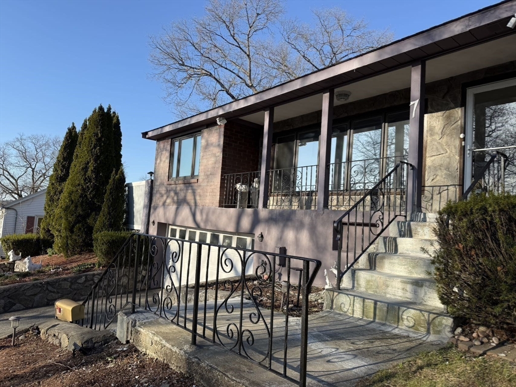 7 Berkeley Street Melrose, MA 02176 - Photo 21 of 22