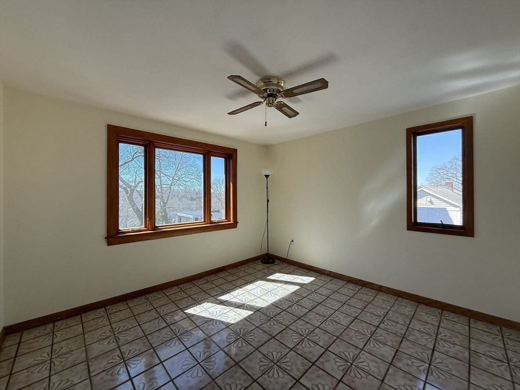 7 Berkeley Street Melrose, MA 02176 - Photo 9 of 22