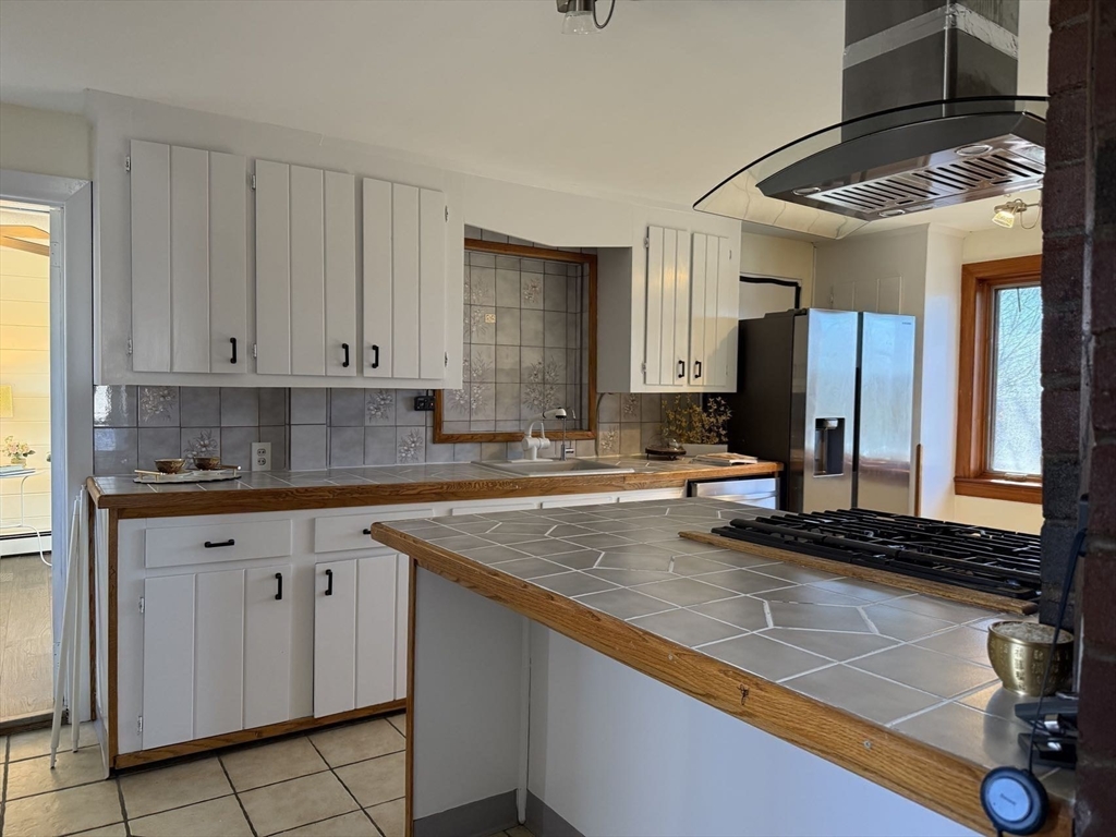 7 Berkeley Street Melrose, MA 02176 - Photo 10 of 22