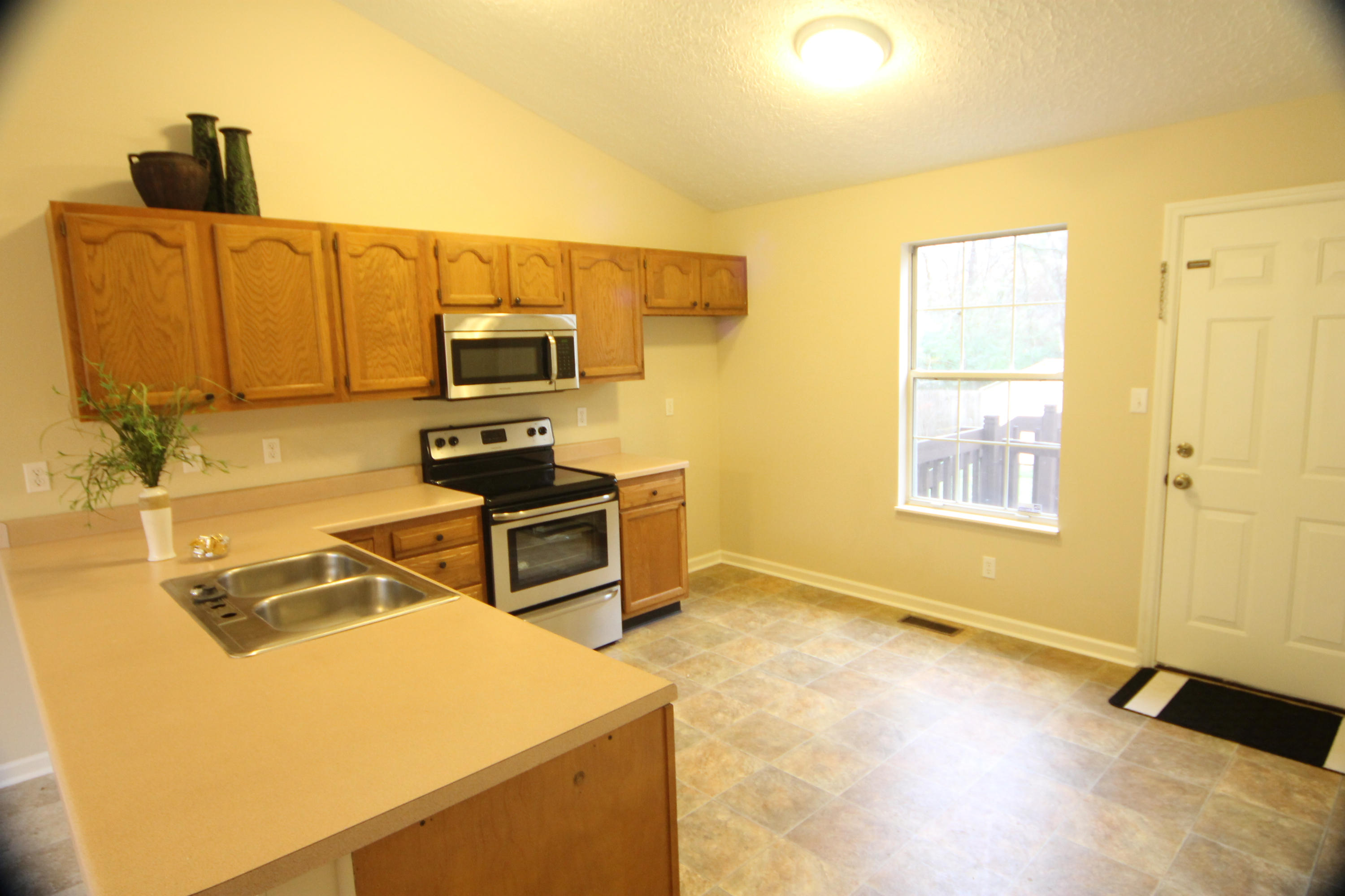 3924 Abercorn Road Knoxville, TN 37921 - Photo 5 of 20 IMG_4881