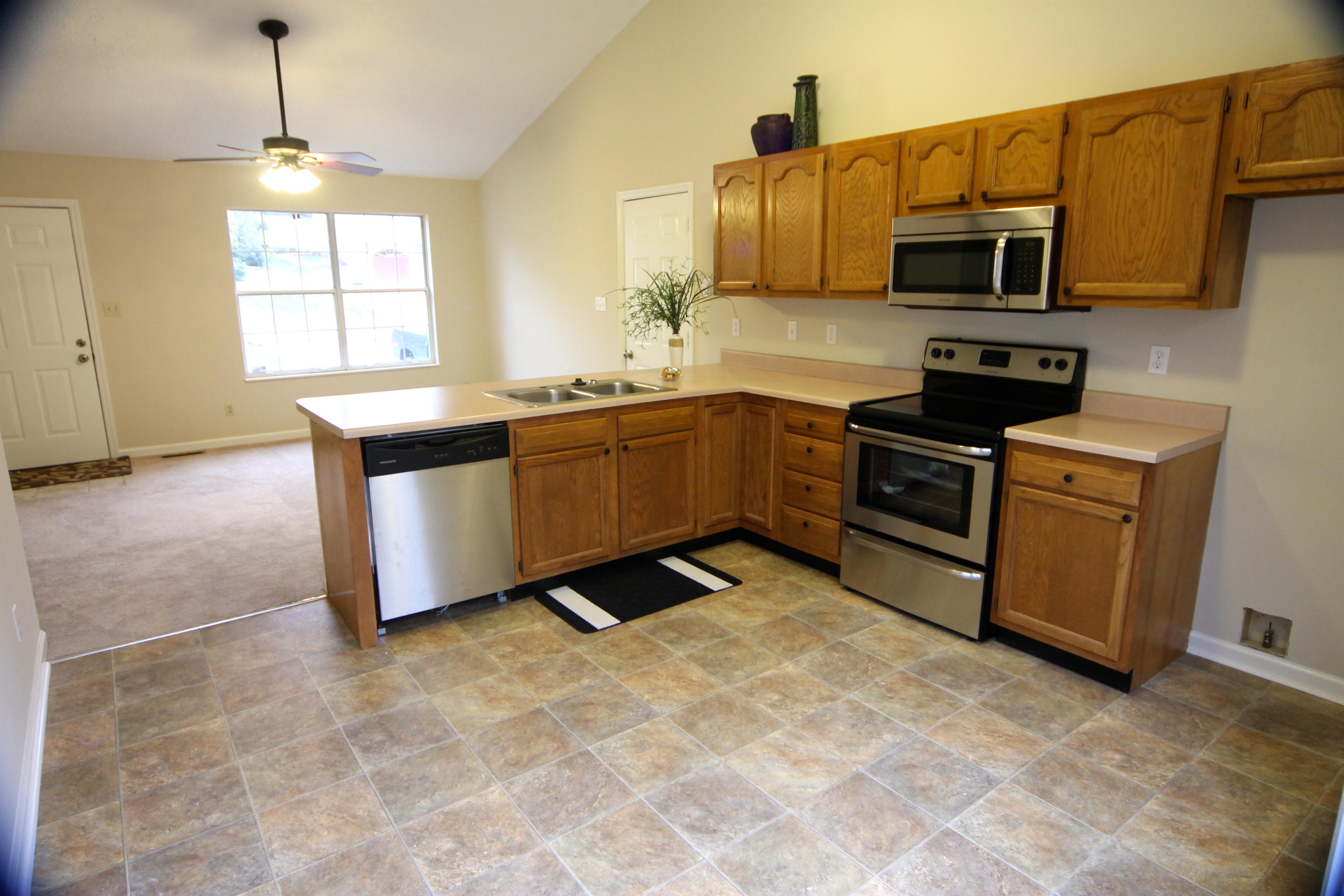 3924 Abercorn Road Knoxville, TN 37921 - Photo 7 of 20 IMG_4883