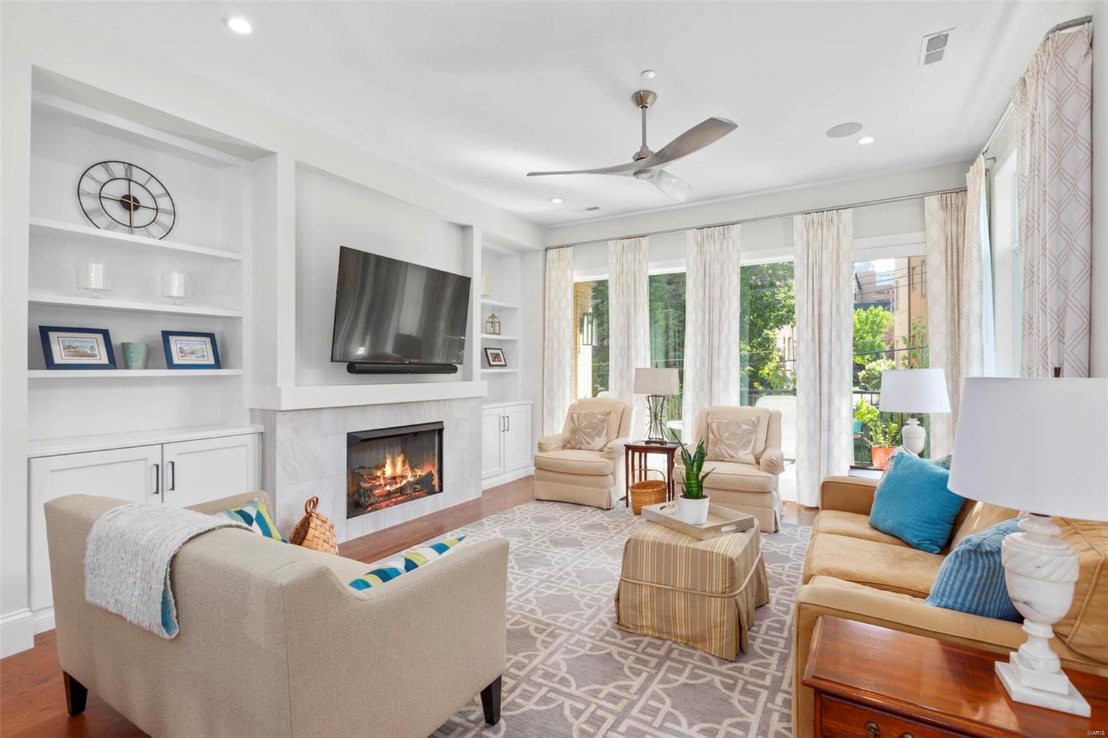 47 Topton Way, Unit 203 Clayton, MO 63105 - Photo 18 of 39