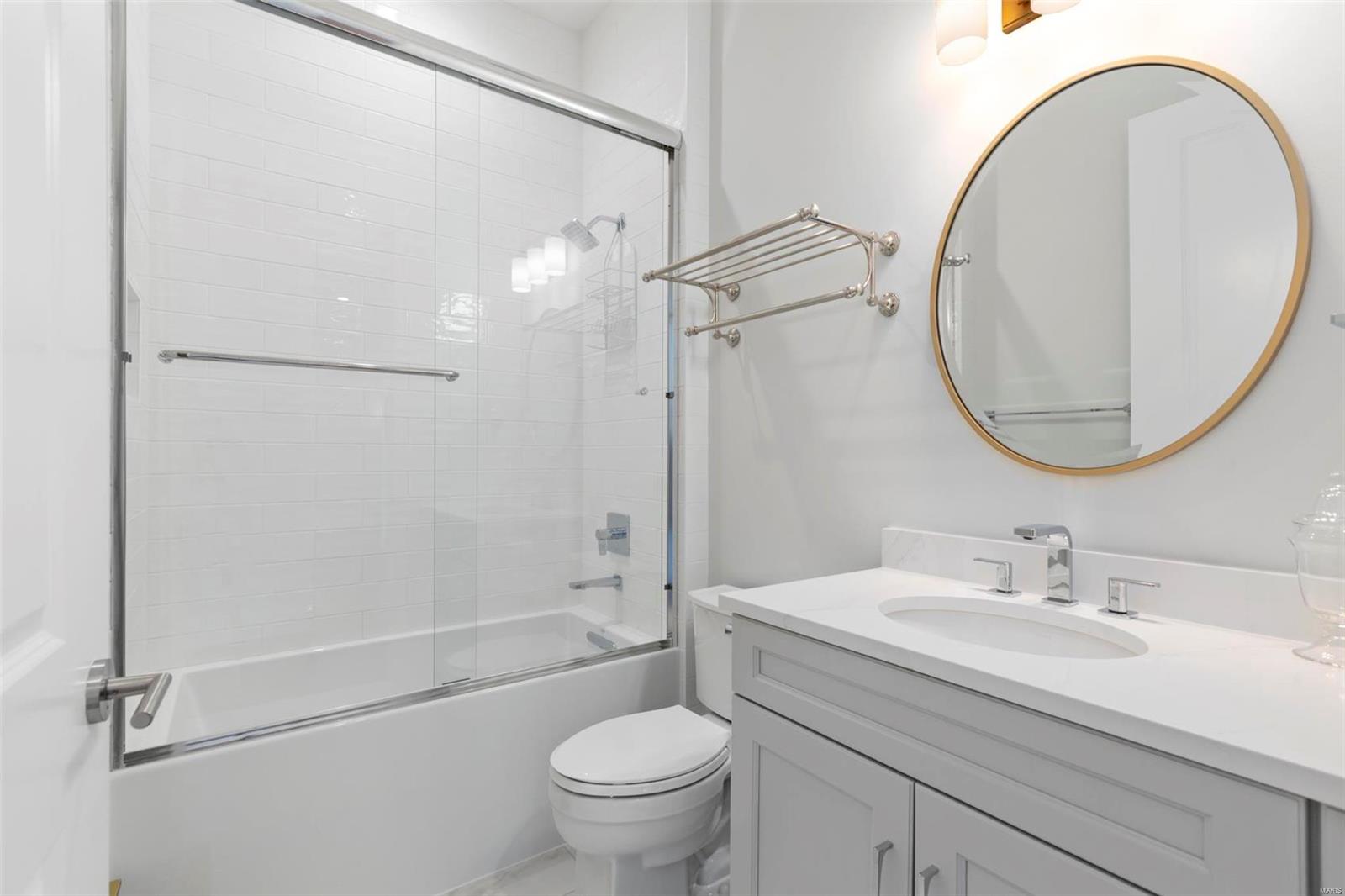 47 Topton Way, Unit 203 Clayton, MO 63105 - Photo 22 of 39