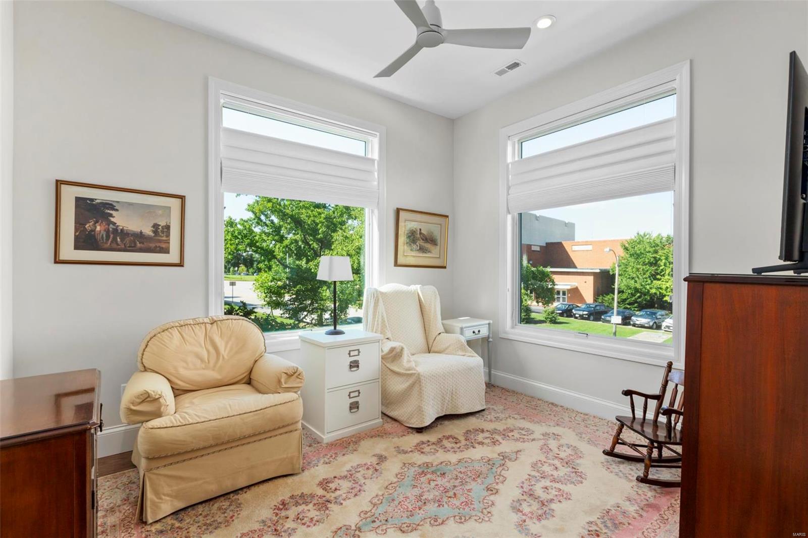 47 Topton Way, Unit 203 Clayton, MO 63105 - Photo 23 of 39