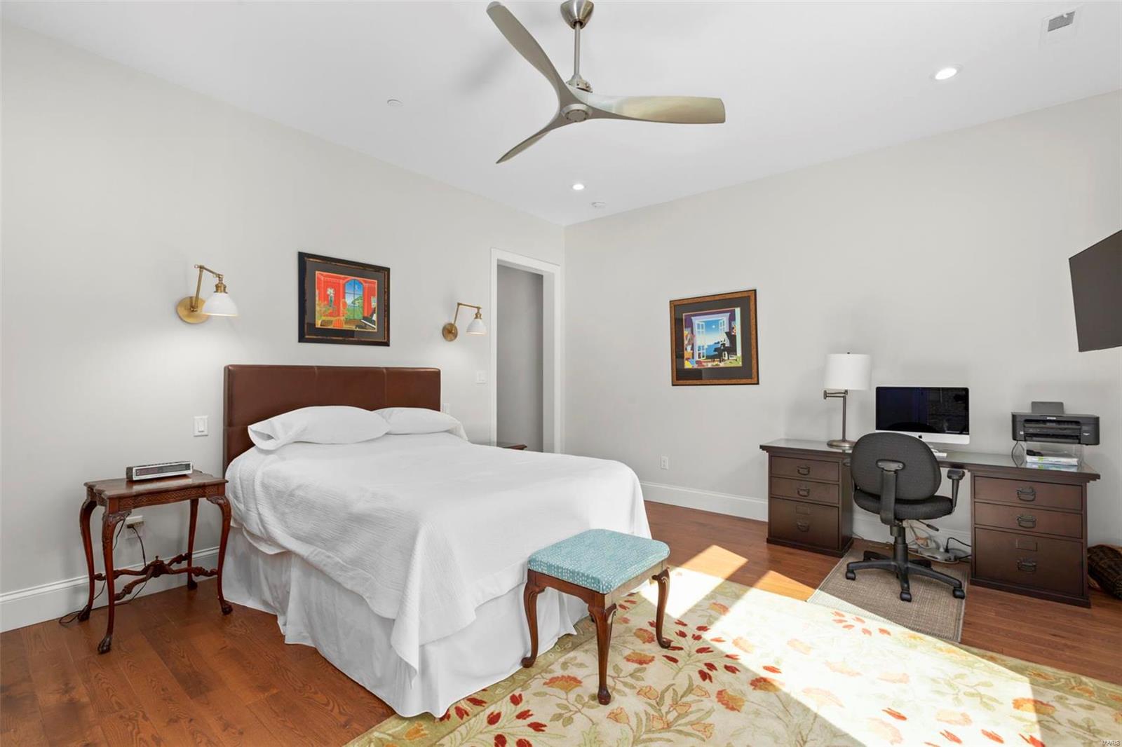 47 Topton Way, Unit 203 Clayton, MO 63105 - Photo 25 of 39