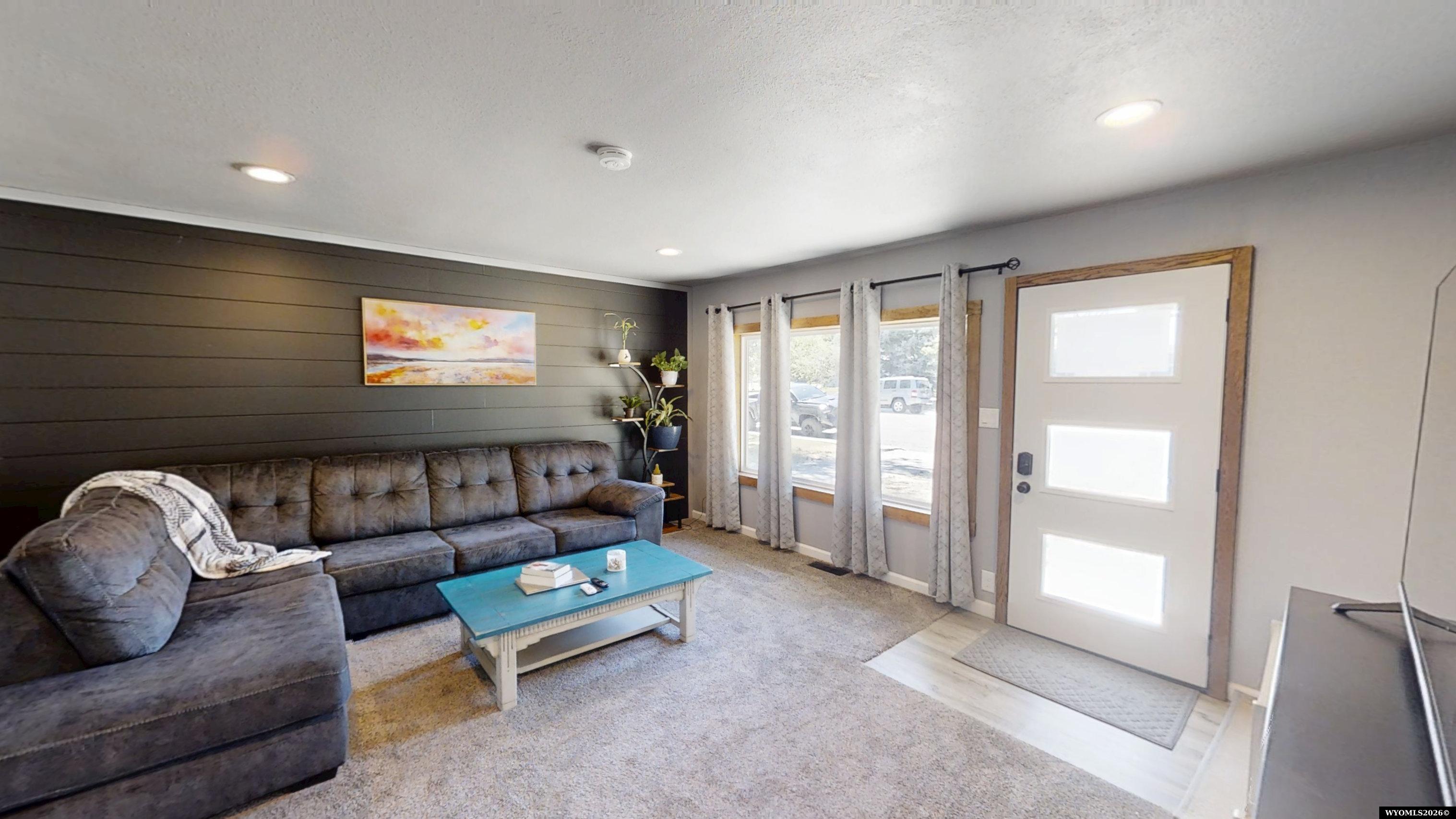 465 Trigood Drive Casper, WY 82609 - Photo 4 of 30